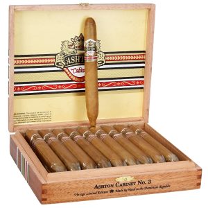 product cigar ashton cabinet no3 box 210000027615 00 | Ashton Cabinet No. 3 20ct. Box